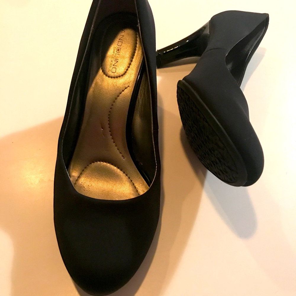 Bandolino black pumps - size 8.5 M